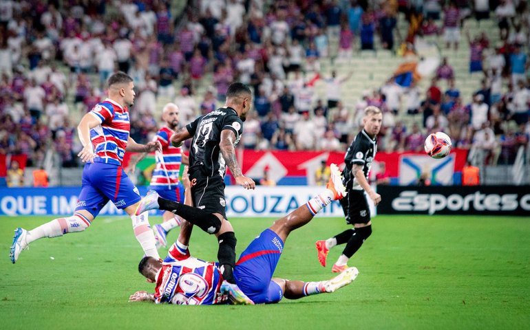 Fim de semana tem Clássico-Rei e semifinais do Baiano na TV Brasil
