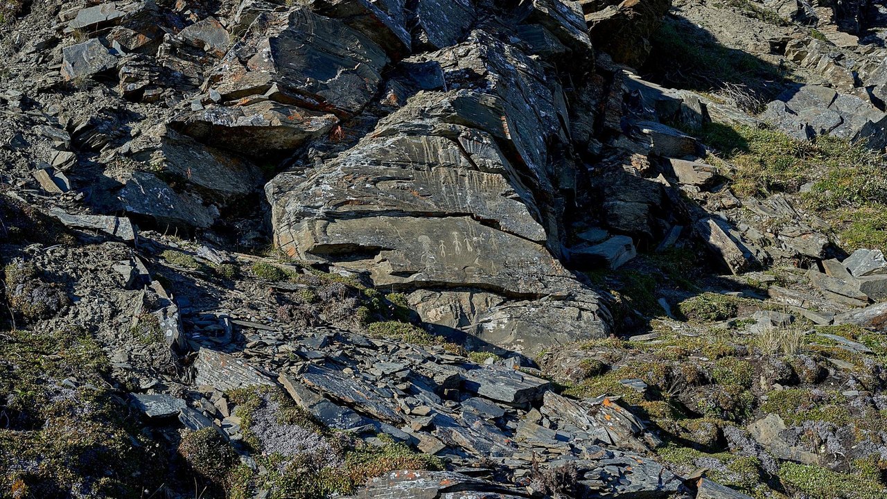 Arqueólogos descobrem 31 petróglifos desconhecidos no norte da Rússia