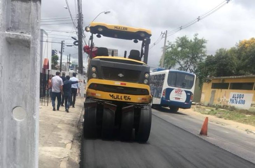 Prefeitura amplia obras em corredores de transporte em Maceió