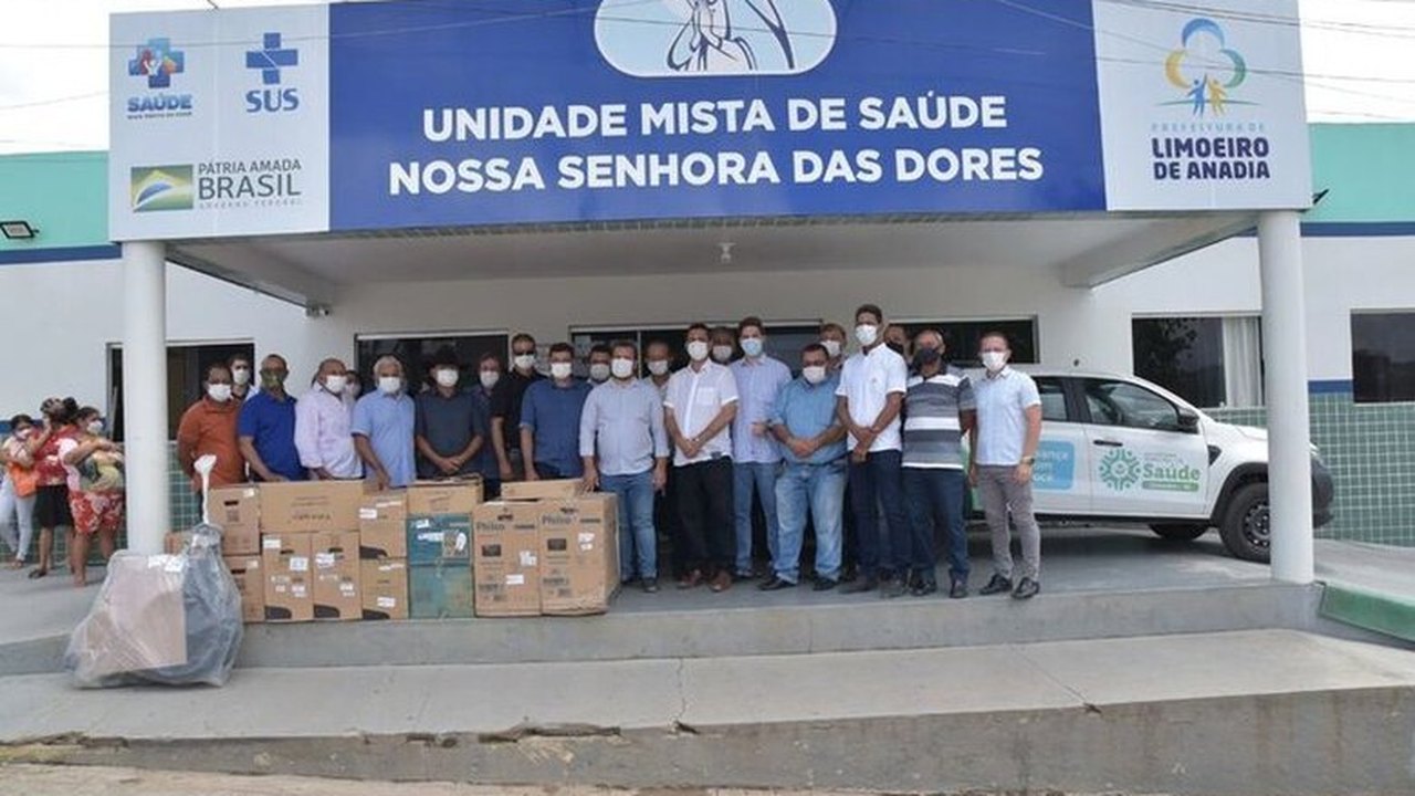 Unidade de Saúde em Limoeiro de Anadia recebe carro e equipamentos