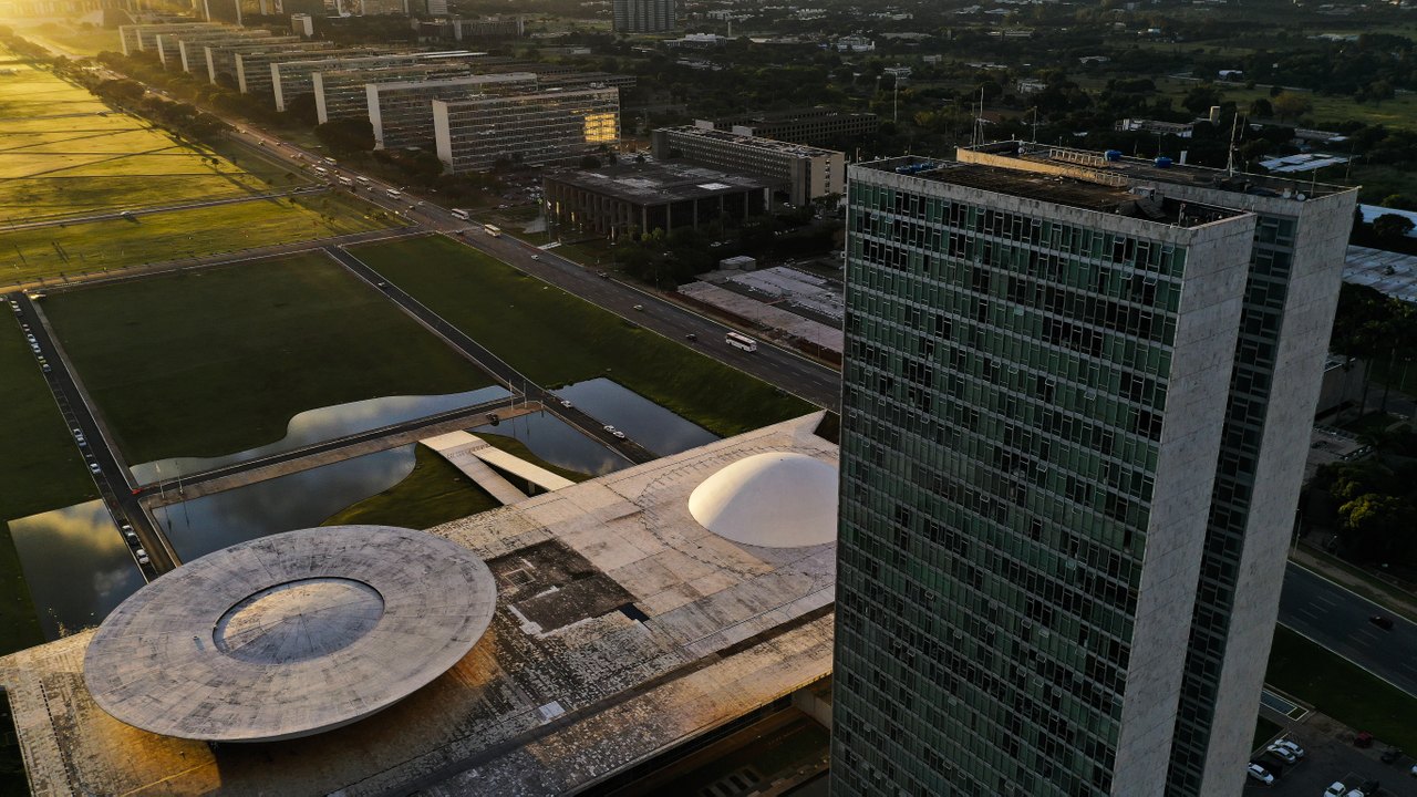 Eleições 2026: conheça as atribuições de senadores e deputados