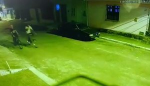 Polícia Civil divulga imagens dos suspeitos de assaltar e ameaçar Almir do Picolé de morte em Aracaju