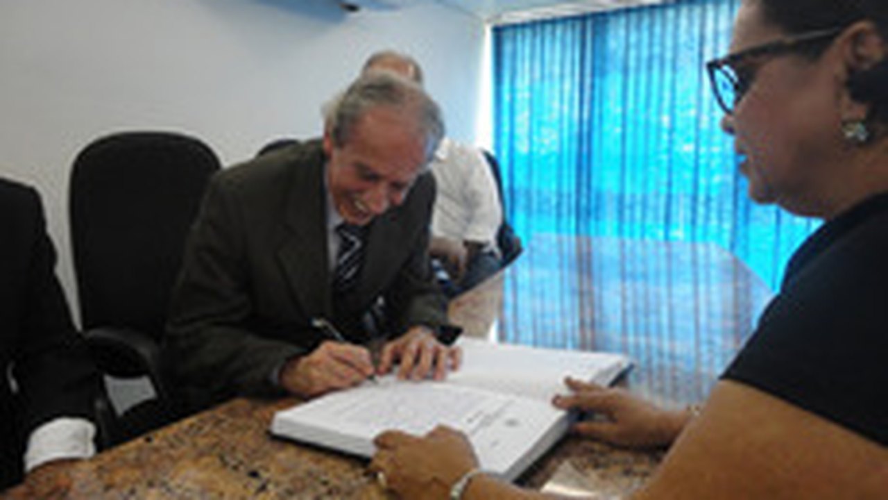 Novo diretor-presidente do DER promete continuidade dos trabalhos