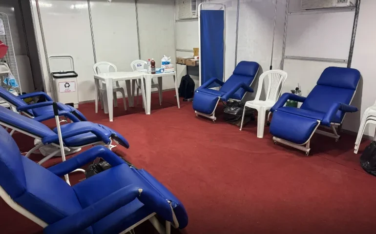 Estande da UPA garante atendimento de saúde durante a Festa de Bom Jesus em Penedo