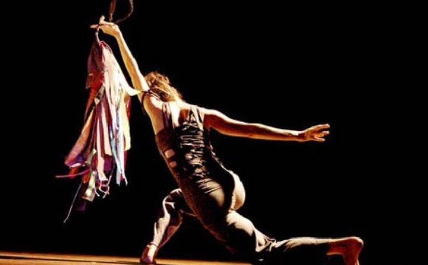 Performances artísticas movimentam o Dia Internacional da Dança