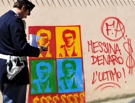 Itália apreende ouro, vilas de luxo e dinheiro ligados a lucros do narcotráfico da máfia siciliana.