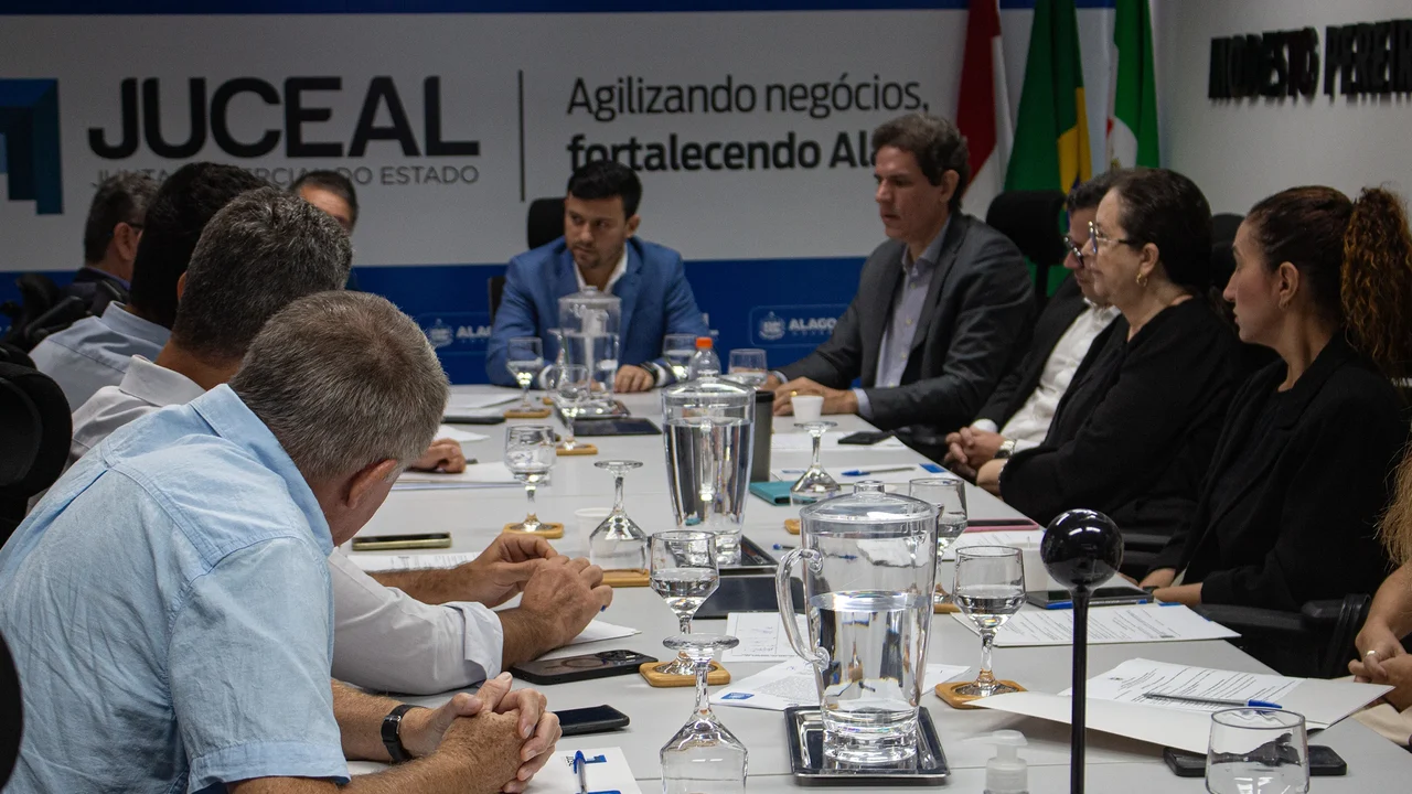 Novo presidente da Juceal reafirma compromisso pela desburocratização do ambiente de negócios de AL