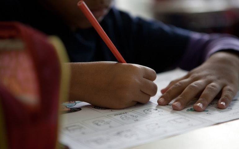 Câmara debate desafios e estratégias para cumprir metas do PNE relativas à primeira infância e à alfabetização