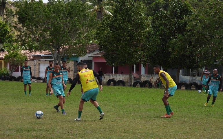 Elenco do Coruripe está preparado para enfrentar o Itabaiana