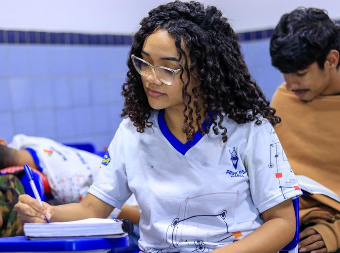 Governo do Estado incentivará estudantes que confirmarem participação da prova Saeb 2025