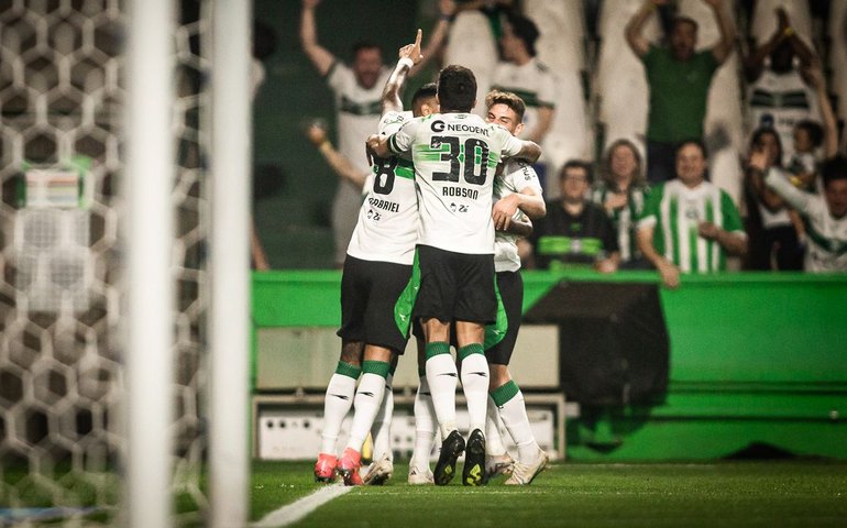 Série B: Coritiba derrota Ceará por 3 a 1 no Couto Pereira