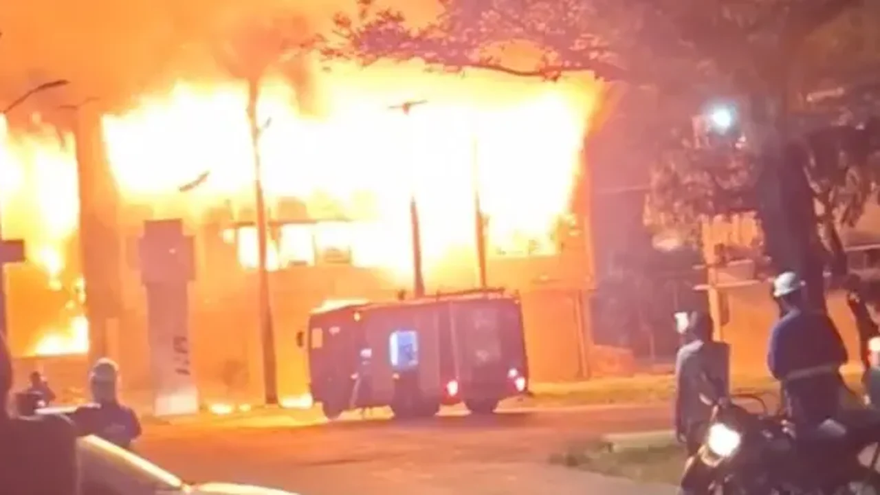 Incêndio na UFPE: MEC anuncia R$ 100 milhões para repor equipamentos e R$ 28 milhões para reconstrução de prédio