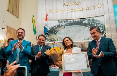 Secretária de Estado da Fazenda é homenageada pela Assembleia Legislativa