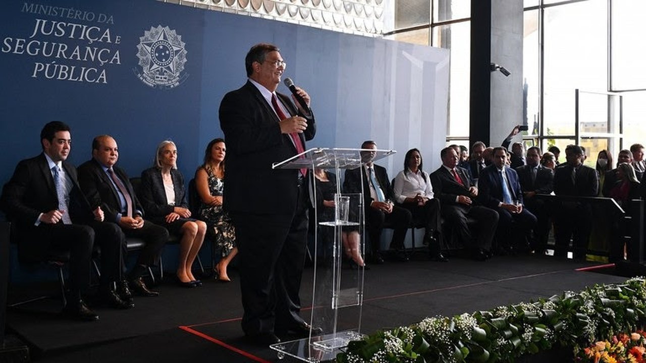 “Teremos um ministério da paz e da justiça”, diz Flávio Dino