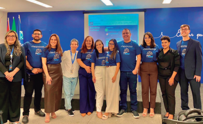 Professores e alunos do curso de Direito da Estácio