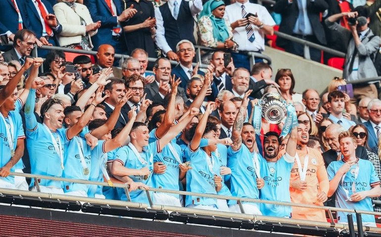 Manchester City supera United, é campeão da Copa da Inglaterra e pode faturar tríplice coroa
