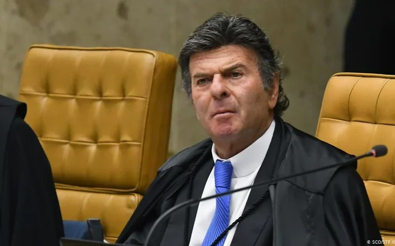 Fux deve votar pela absolvição de todos os réus no núcleo da desinformação da trama golpista
