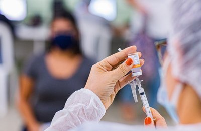 Arapiraquenses que tomaram Coronavac até 27 de março recebem segunda dose nesta quarta 