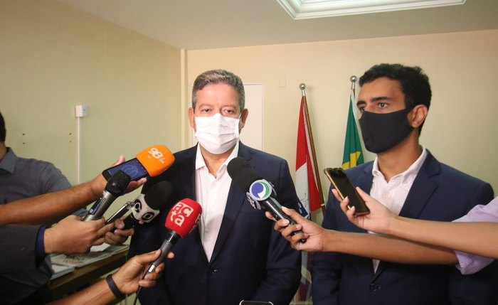 Presidente da Câmara dos Deputados, Arthur Lira  e o prefeito de Maceió, JHC (PSB-AL)