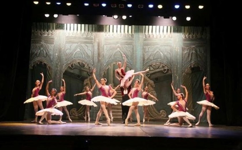 Balé e concerto celebram inauguração do Complexo Cultural Teatro Deodoro