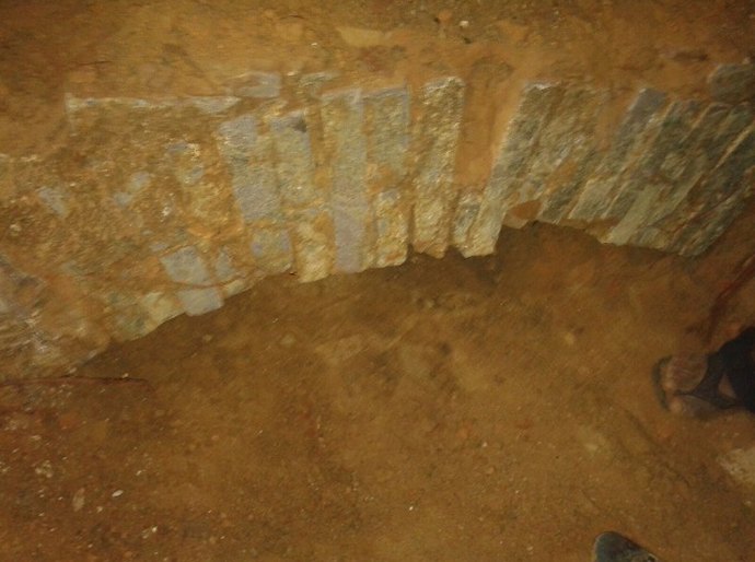 Portocalvenses encontram construção subterrânea antiga