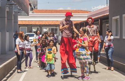 Filhos e netos de servidores visitam a Seplag em celebração ao Mês das Crianças 