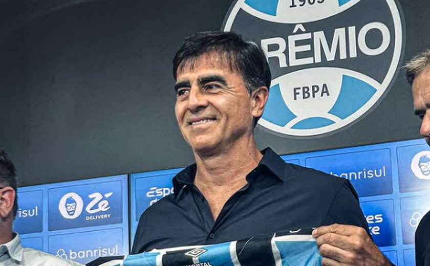 Quinteros fala em Grêmio competitivo e sonha com títulos: 'Time capaz de alcançar os objetivos'