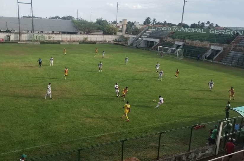Coruripe realiza amistoso para apresentar Comissão Técnica e elenco para imprensa e a torcida