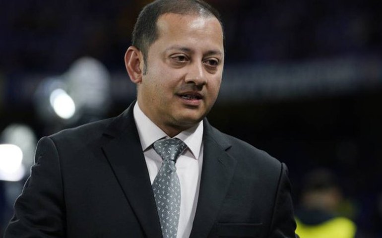 Presidente do Valencia é deposto após dizer que ‘assassinaria’ reputação de Soler