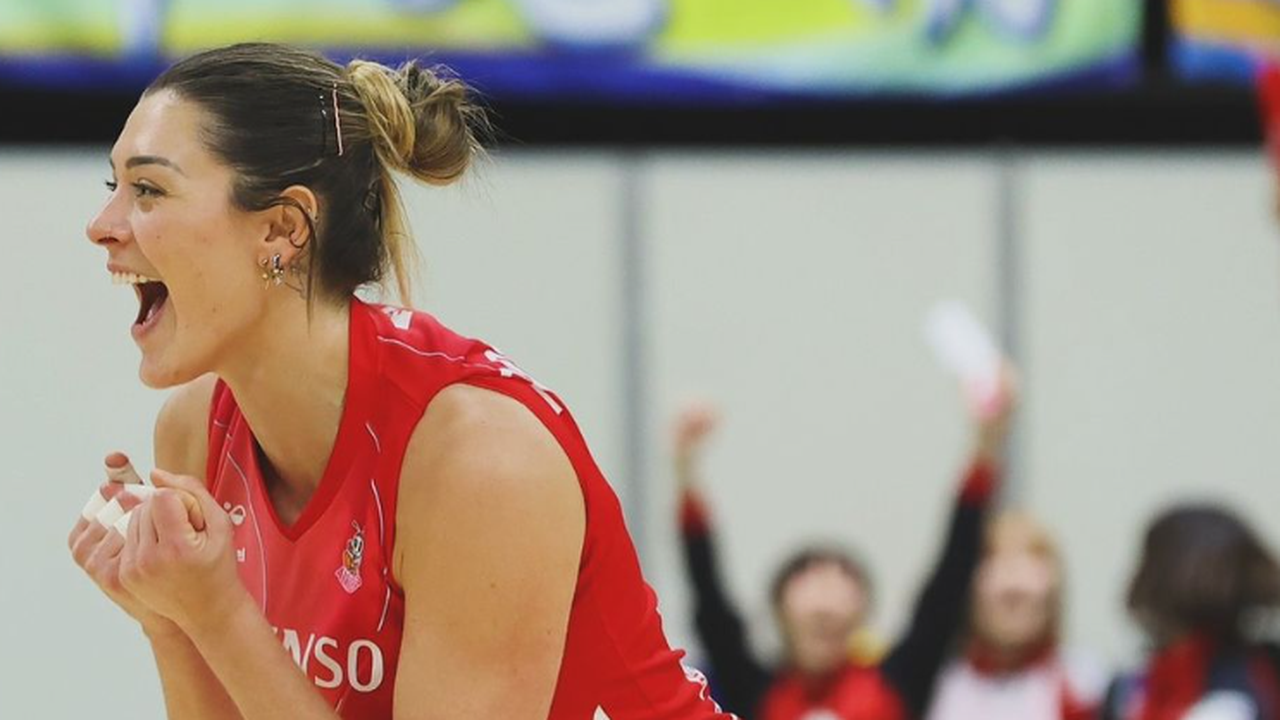De olho em Paris-2024, Rosamaria mergulha no vôlei japonês e se vê uma jogadora mais versátil