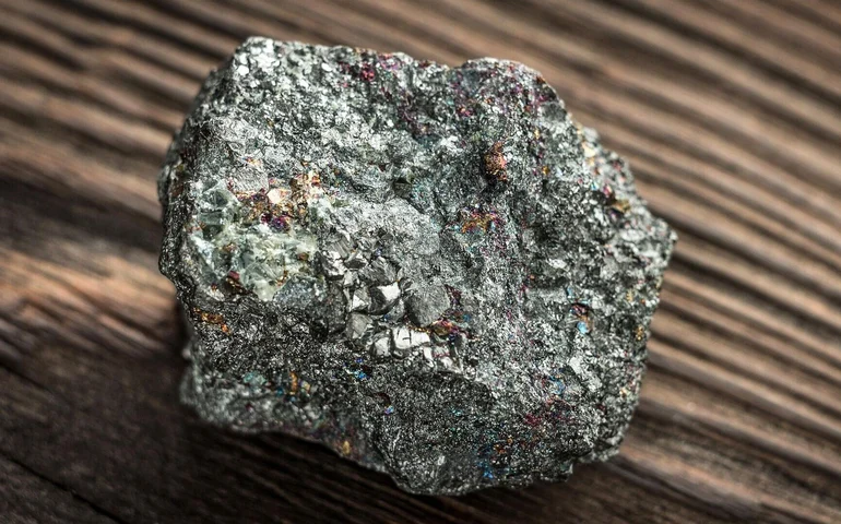 Mineradoras de Goiás recebem apoio dos EUA e ampliam disputa por terras raras