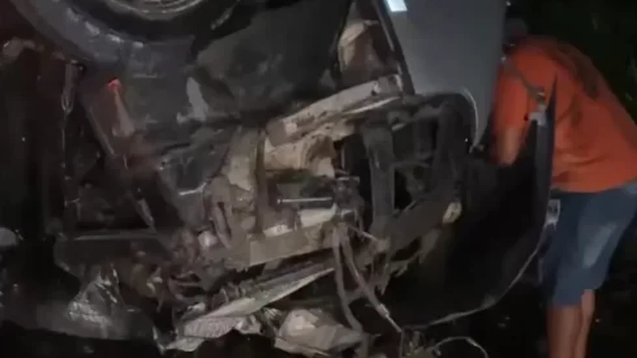 Colisão entre veículos deixa feridos na BR-316 durante a noite