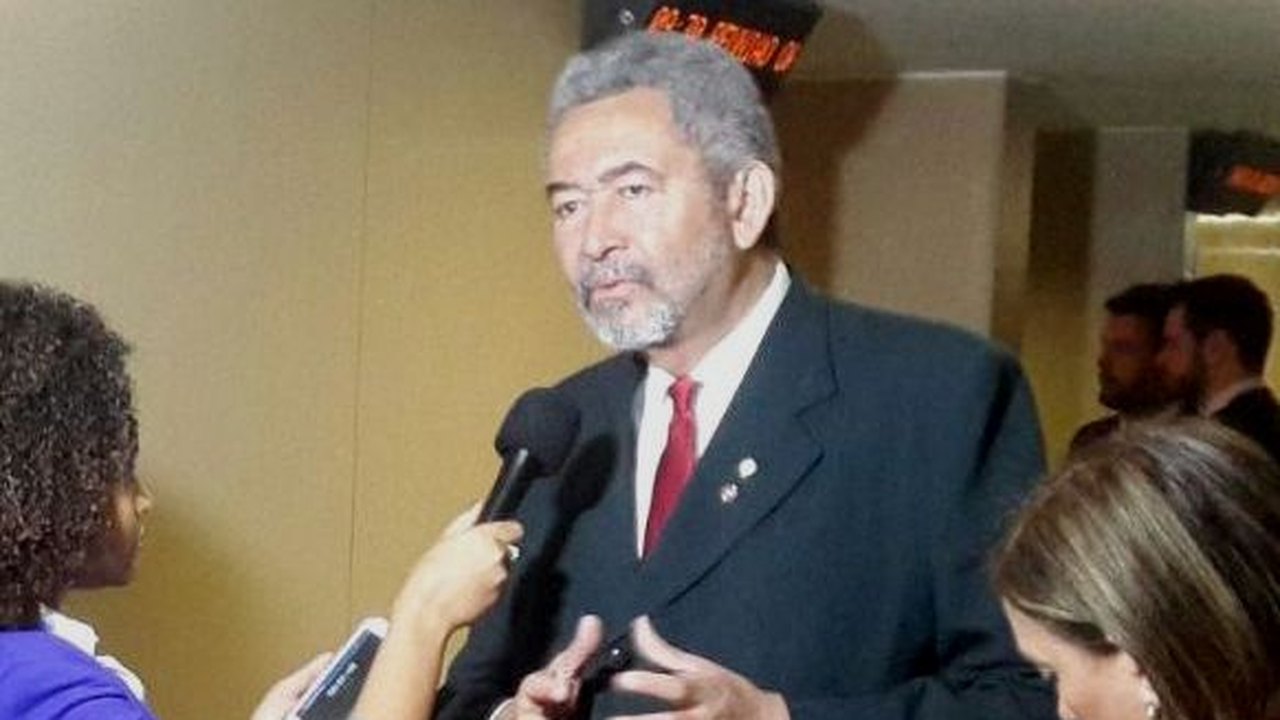 Paulão ressalta vitória de alunos do Pronatec em competição internacional