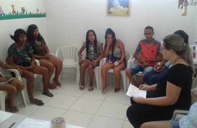 Projeto em Marechal leva palestras para as comunidades com maiores índices de gravidez na adolescência 