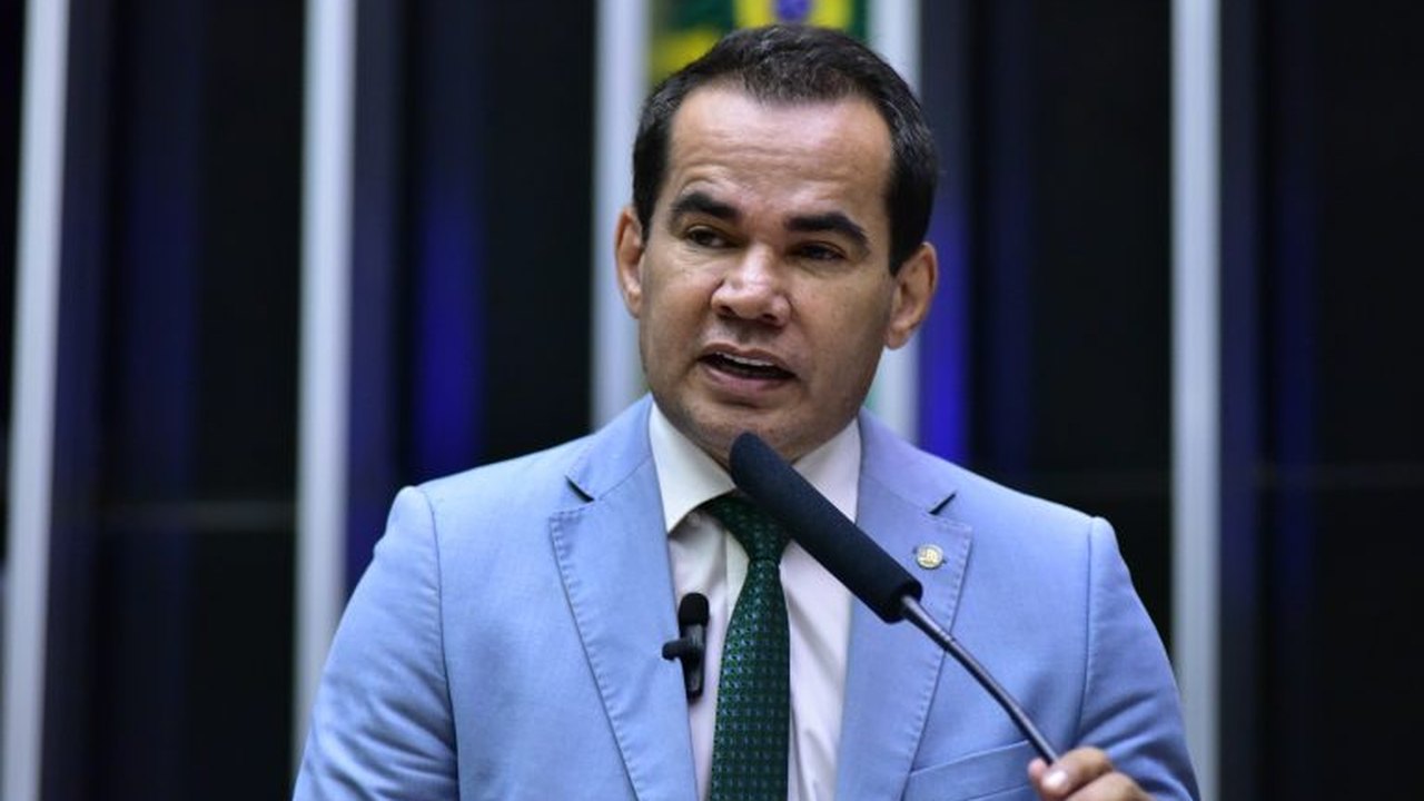 Câmara aprova projeto que cria gratificação por acúmulo de função na DPU; acompanhe
