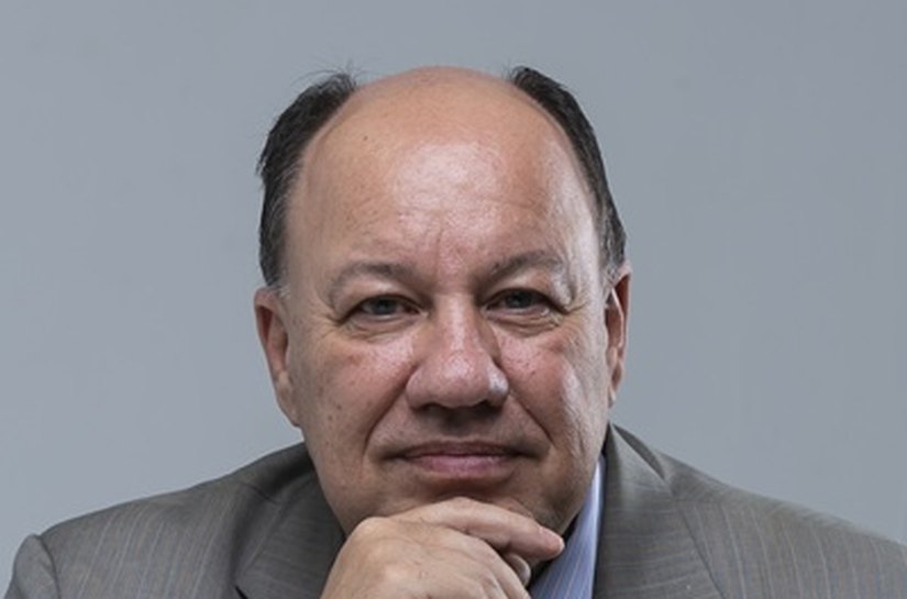 A democracia sitiada por dentro