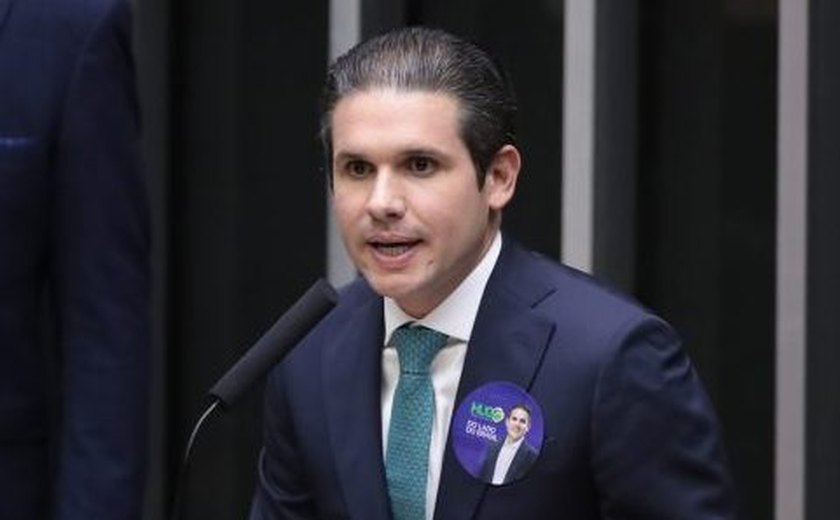 Hugo Motta deseja êxito para Gleisi na SRI: 'Sempre tive boa relação com ela no parlamento'