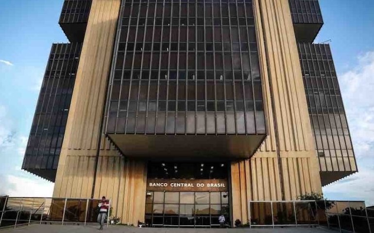 Governo Central tem superávit de R$ 11,5 bilhões em setembro, mas déficit no ano é de R$ 93,4 bi