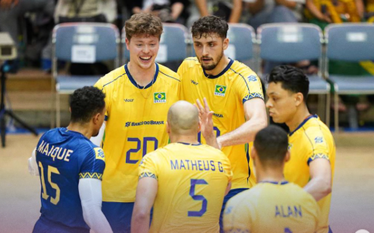 Brasil vence Alemanha e termina fase preliminar da Liga das Nações masculina de vôlei no topo