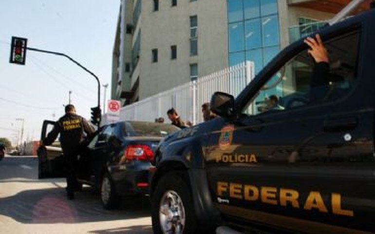 Polícia Federal deflagra maior operação já feita de combate à pedofilia