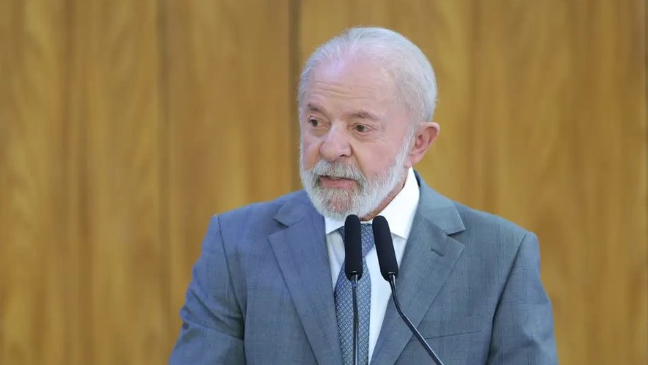 Lula regulamenta a Lei de Reciprocidade Comercial
