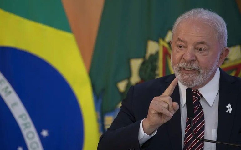 'Quando um não quer, dois não brigam', diz Lula