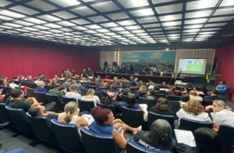 audiencia-enfermeiros-justica-federal-sergipe-28022024-357x210 / Foto: Seese