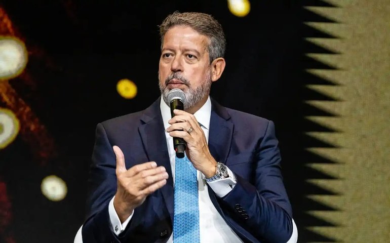 Arthur Lira assumirá o comando da futura federação PP-União Brasil em Alagoas, que deve ser oficializada até o fim de abril