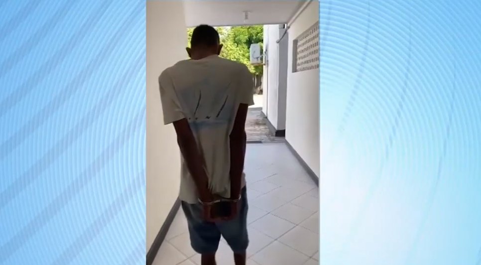 Homem é suspeito de fazer parte da dupla que matou vigilante. / Foto: Imagem: Reprodução/TV Atalaia