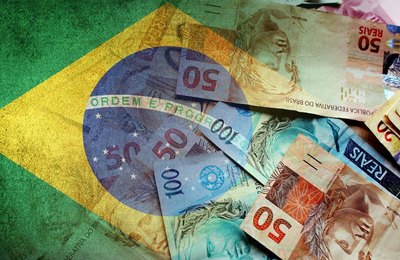 Economia brasileira mostra resiliência, mas juros e Reforma Tributária criam cenário de sobrevivência para empresas no 2º Semestre
