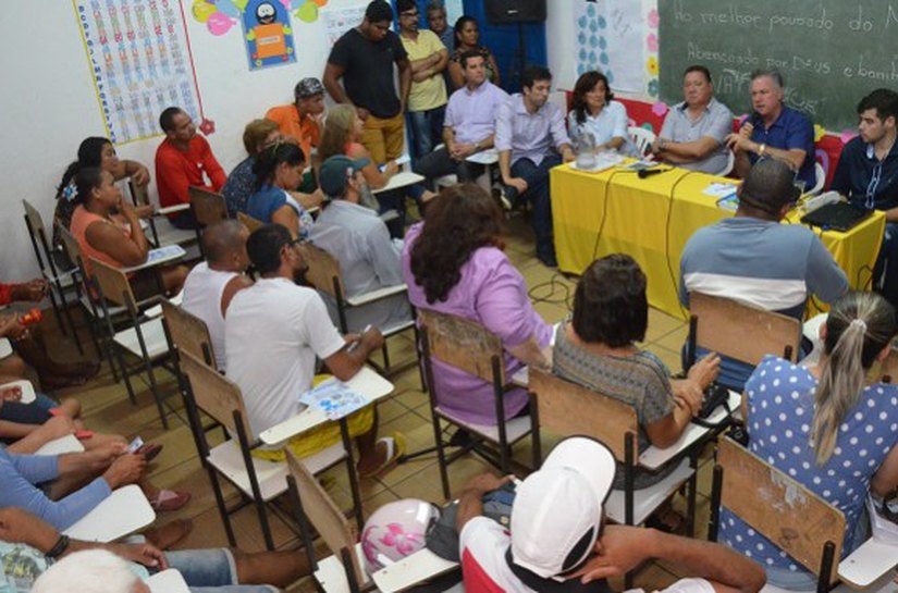 Prefeito Joaquim Beltrão participa de audiência no distrito da Lagoa do Pau
