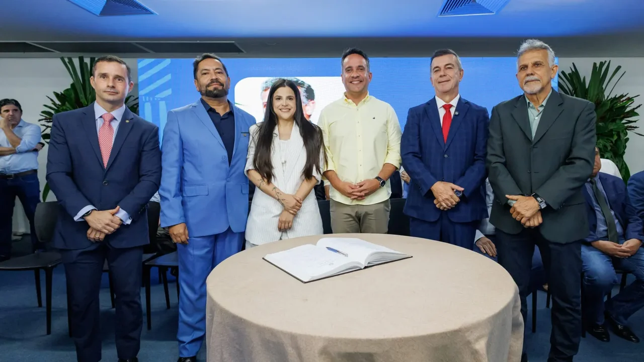 Posse dos novos secretários do PT mostrou força de deputado e a saída de ‘velhos petistas’ que emanavam Poder
