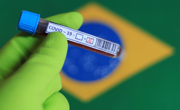 Depois de levar quatro meses para atingir o primeiro milhão de casos o Brasil deve passar dos 2 milhões em apenas 27 dias
