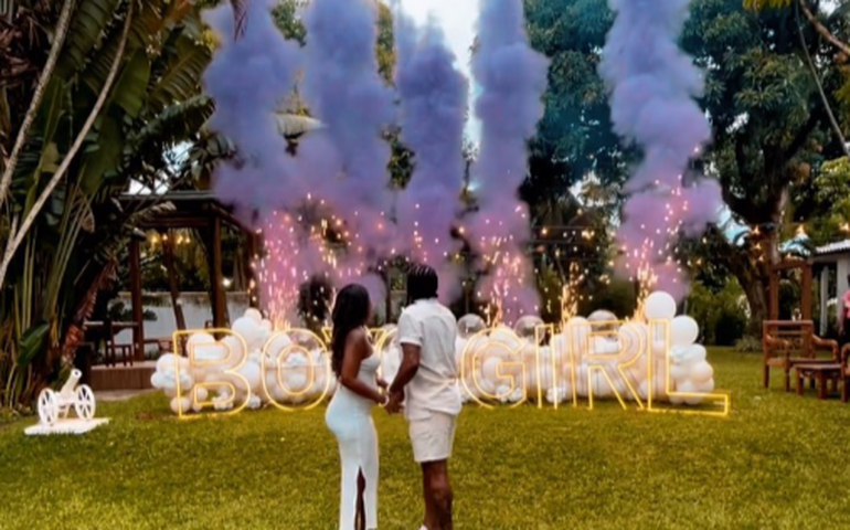 Xande de Pilares anuncia sexo e nome de seu bebê e Regina Casé se emociona em chá revelação